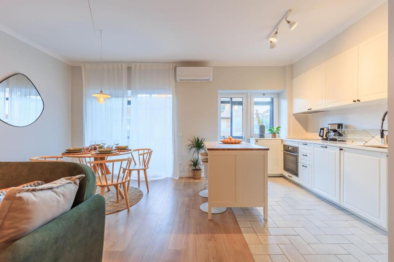 Enjoy Bonfim Central 2Br Renovated Apartment By Lovelystay Porto Eksteriør bilde
