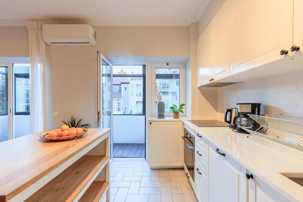 Enjoy Bonfim Central 2Br Renovated Apartment By Lovelystay Porto Eksteriør bilde